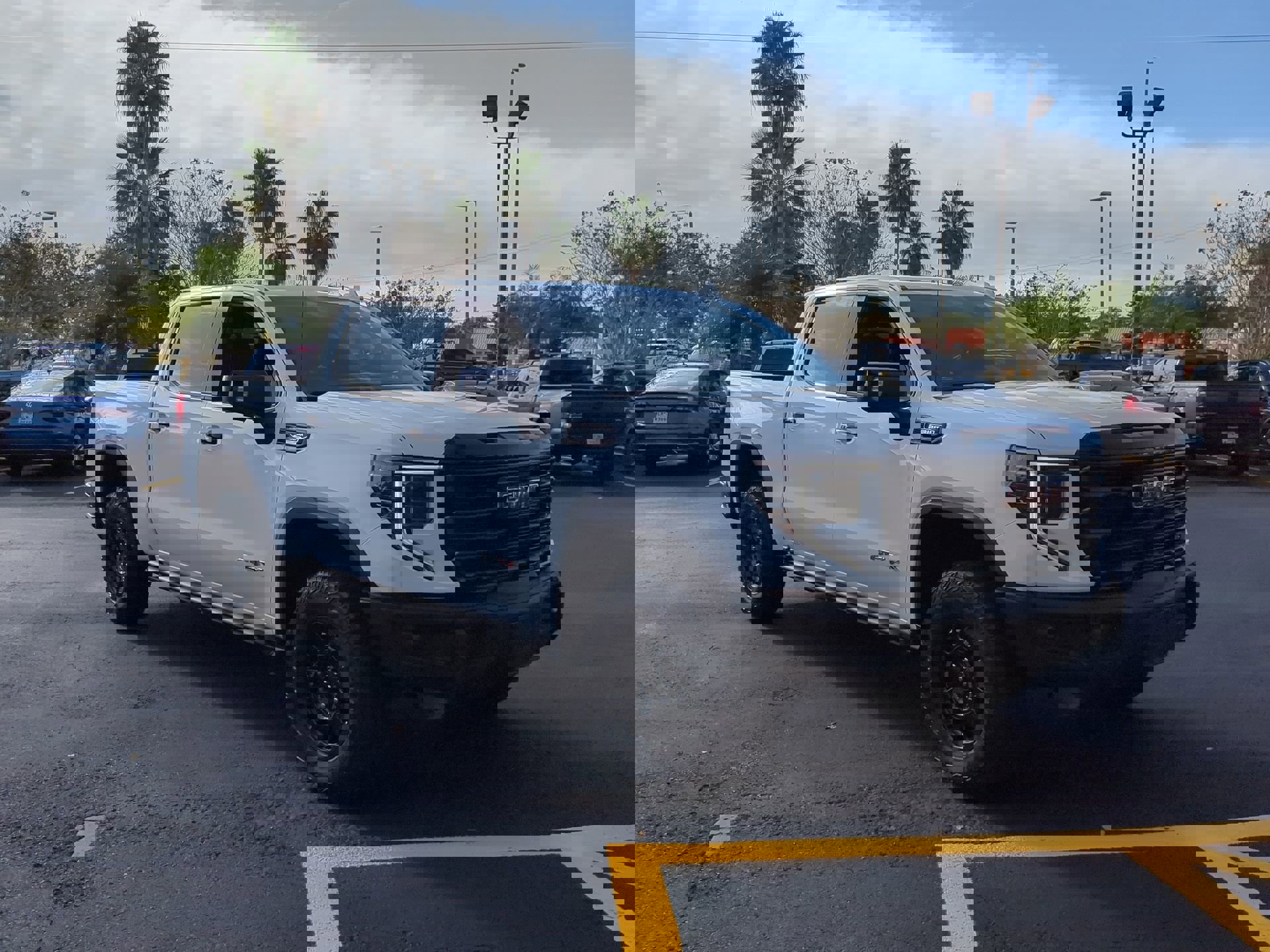 Used 2024 GMC Sierra 1500 AT4X w/ AT4X AEV Edition image 2