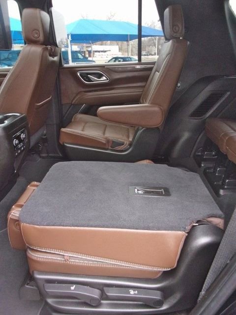 Used 2021 Chevrolet Tahoe High Country w/ Premium Package image 34