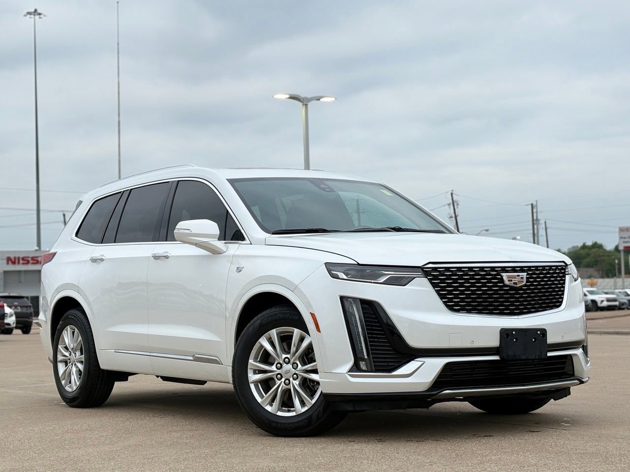 Used 2021 Cadillac XT6 Luxury image 2