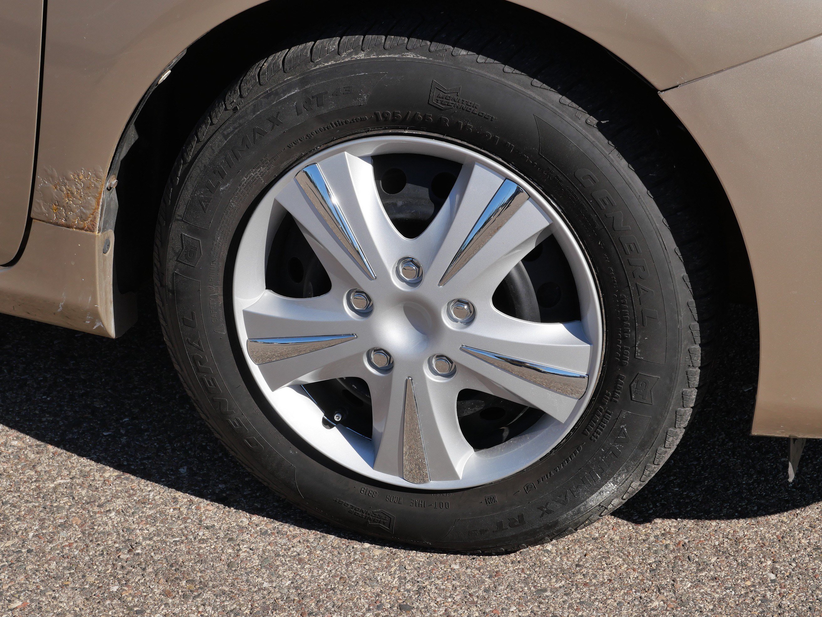 Used 2009 Toyota Corolla LE FWD image 15