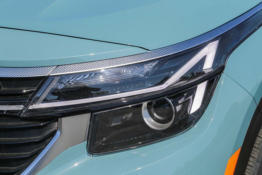 Certified 2026 Kia Seltos S AWD/4WD image 5