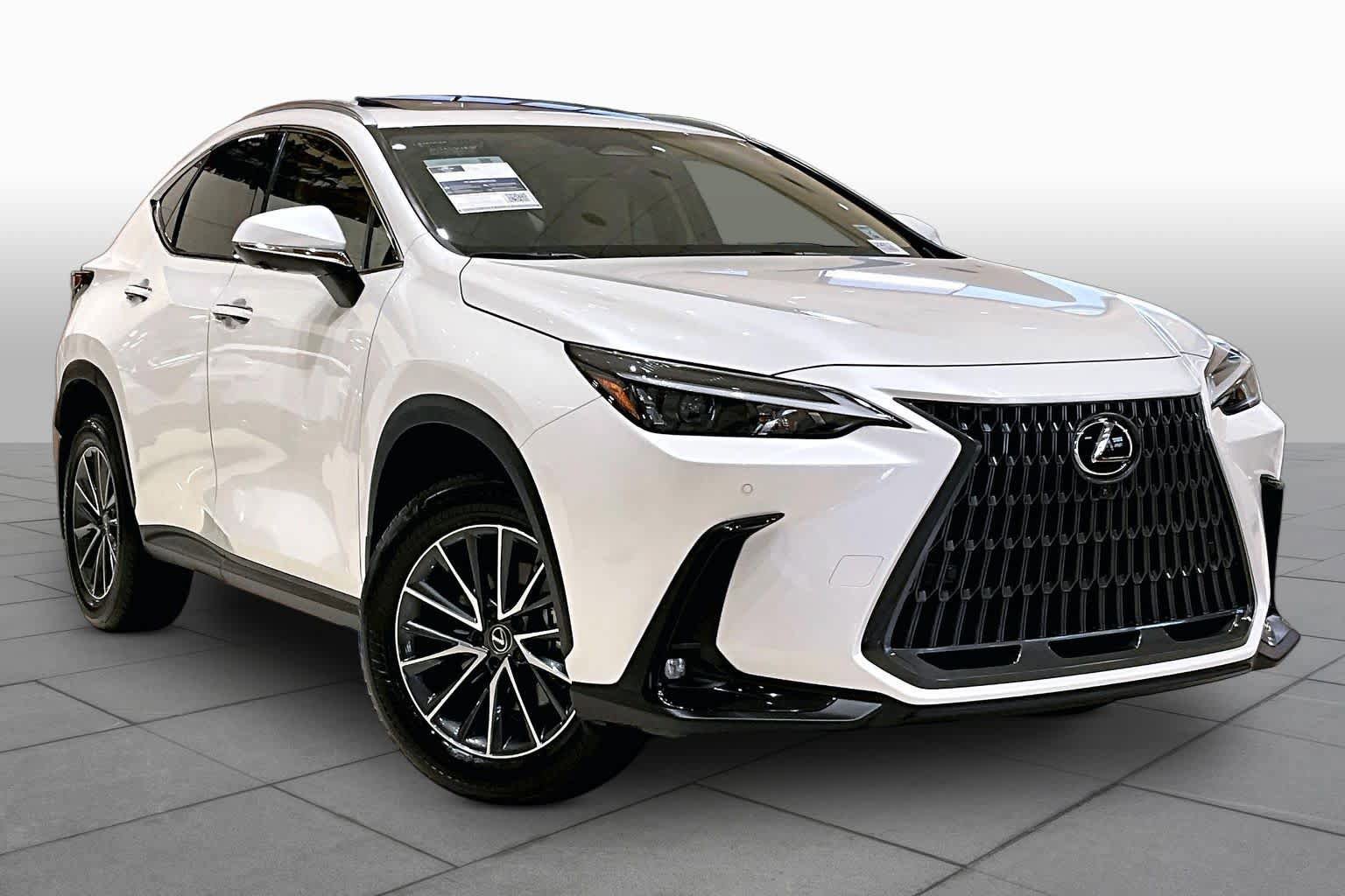 Used 2025 Lexus NX 350h AWD w/ Premium Package image 2