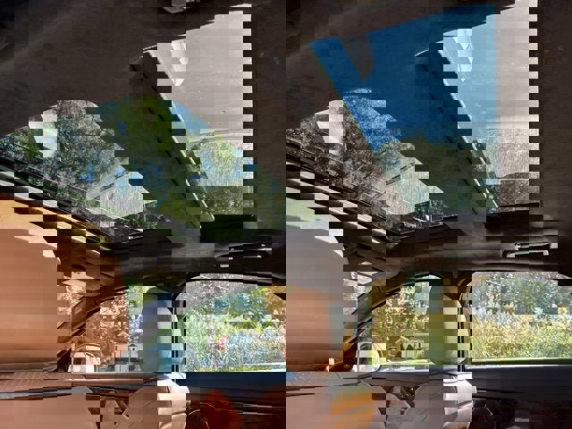 Used 2013 Jaguar XJ Base image 19