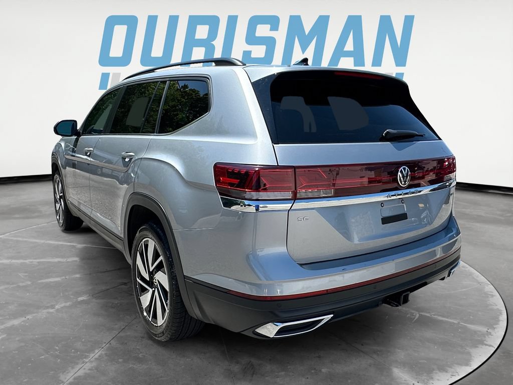 Used 2025 Volkswagen Atlas SE AWD/4WD image 4