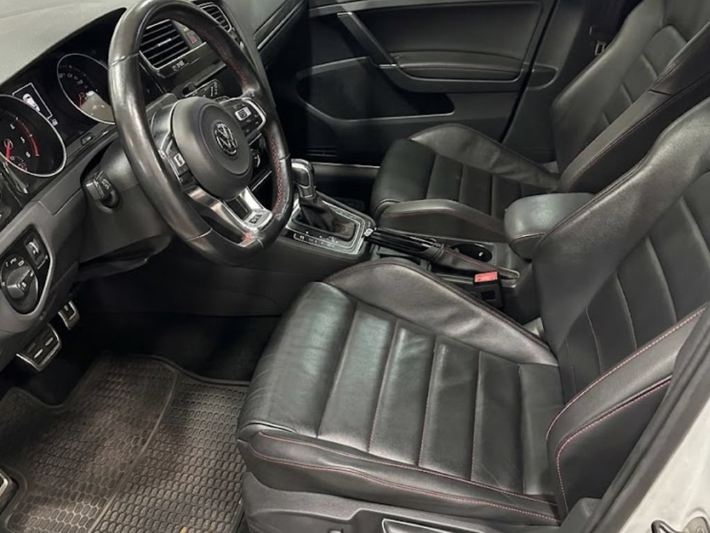 Used 2016 Volkswagen GTI S FWD image 9