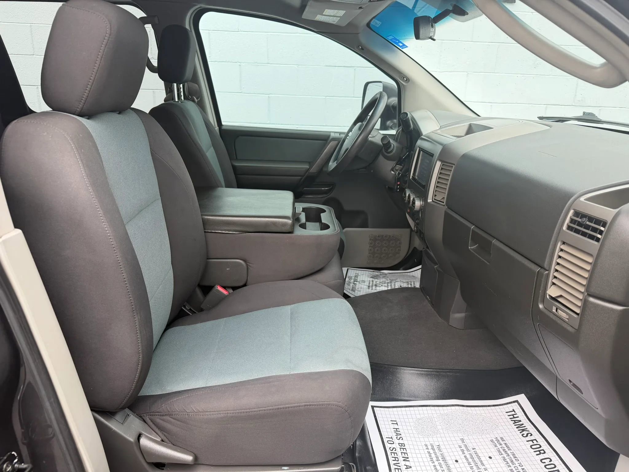 Used 2004 Nissan Titan XE w/ (PRF) Preferred Pkg AWD/4WD image 14