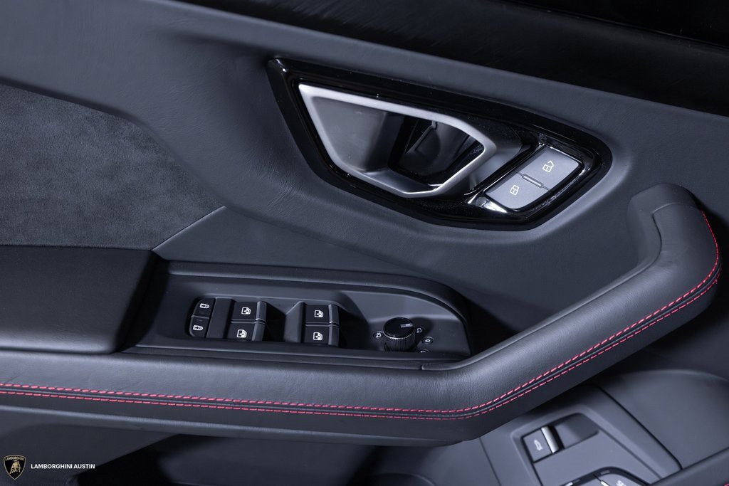 Used 2024 Lamborghini Urus S image 22