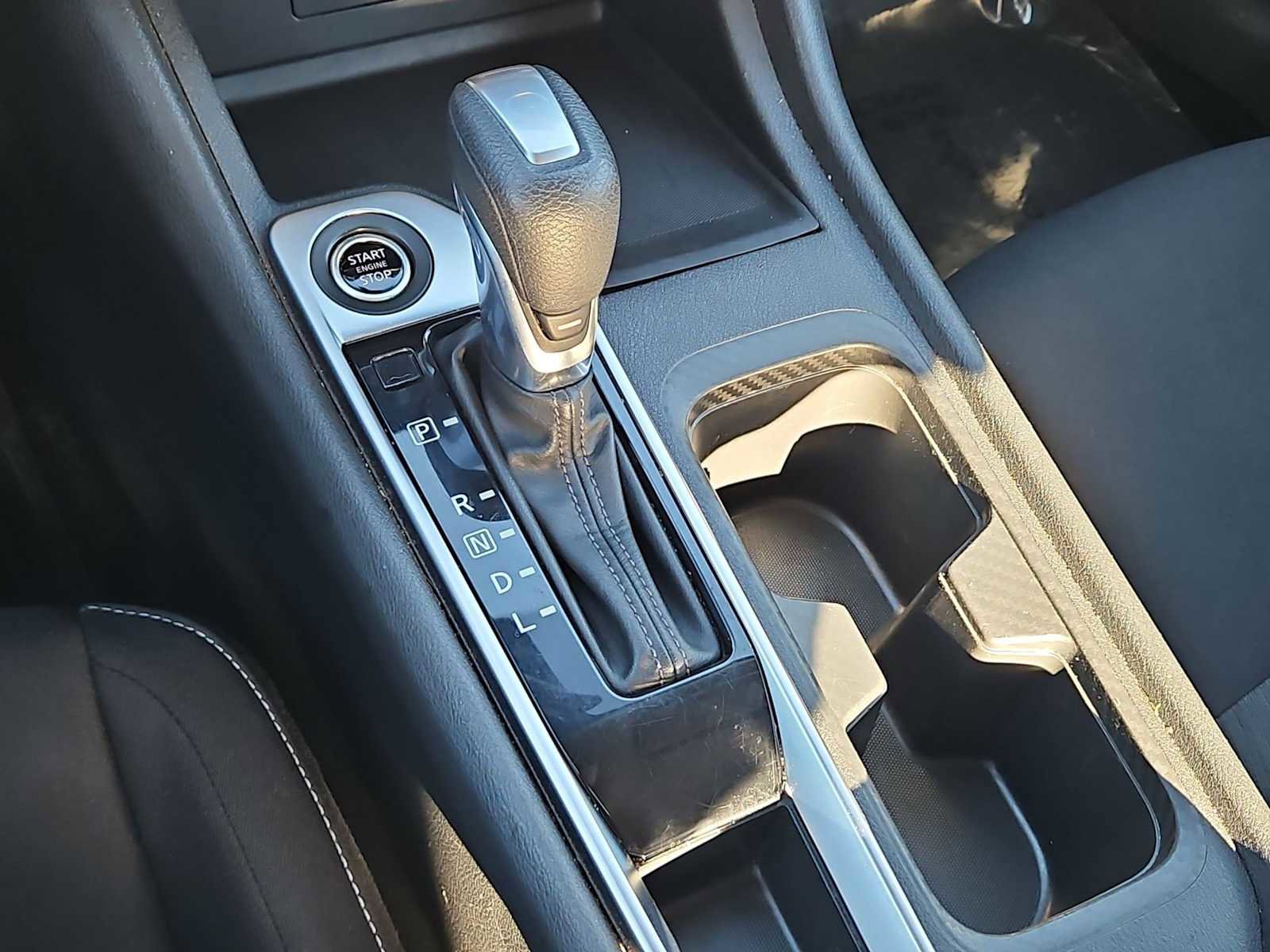 Used 2022 Nissan Sentra SV image 29