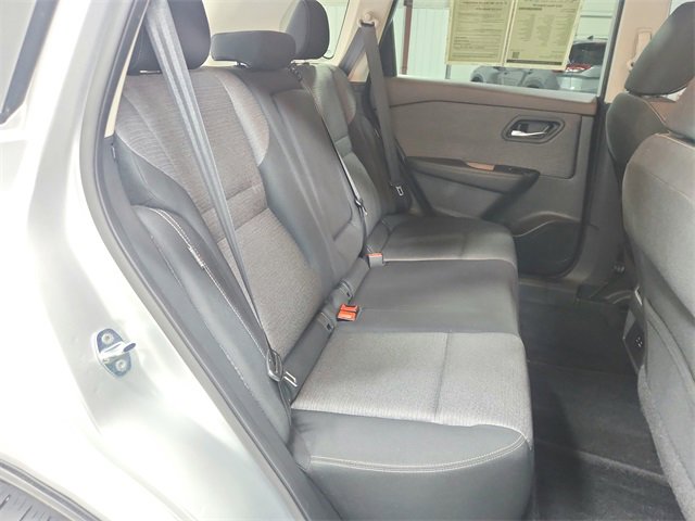 Used 2022 Nissan Rogue SV image 37