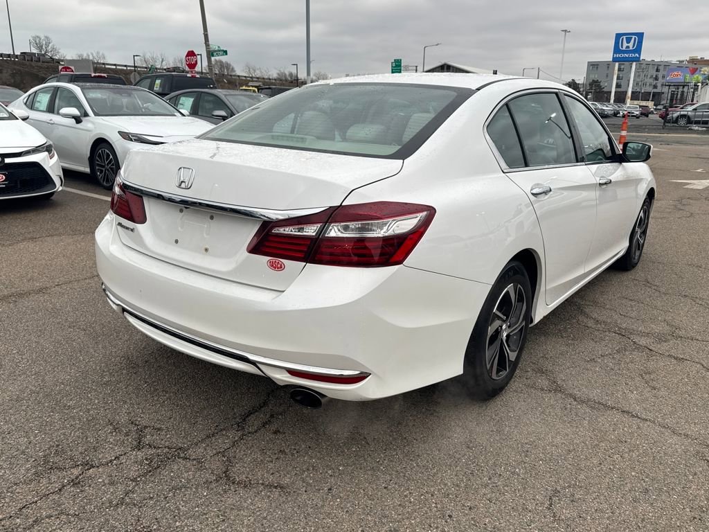 Used 2016 Honda Accord LX image 7