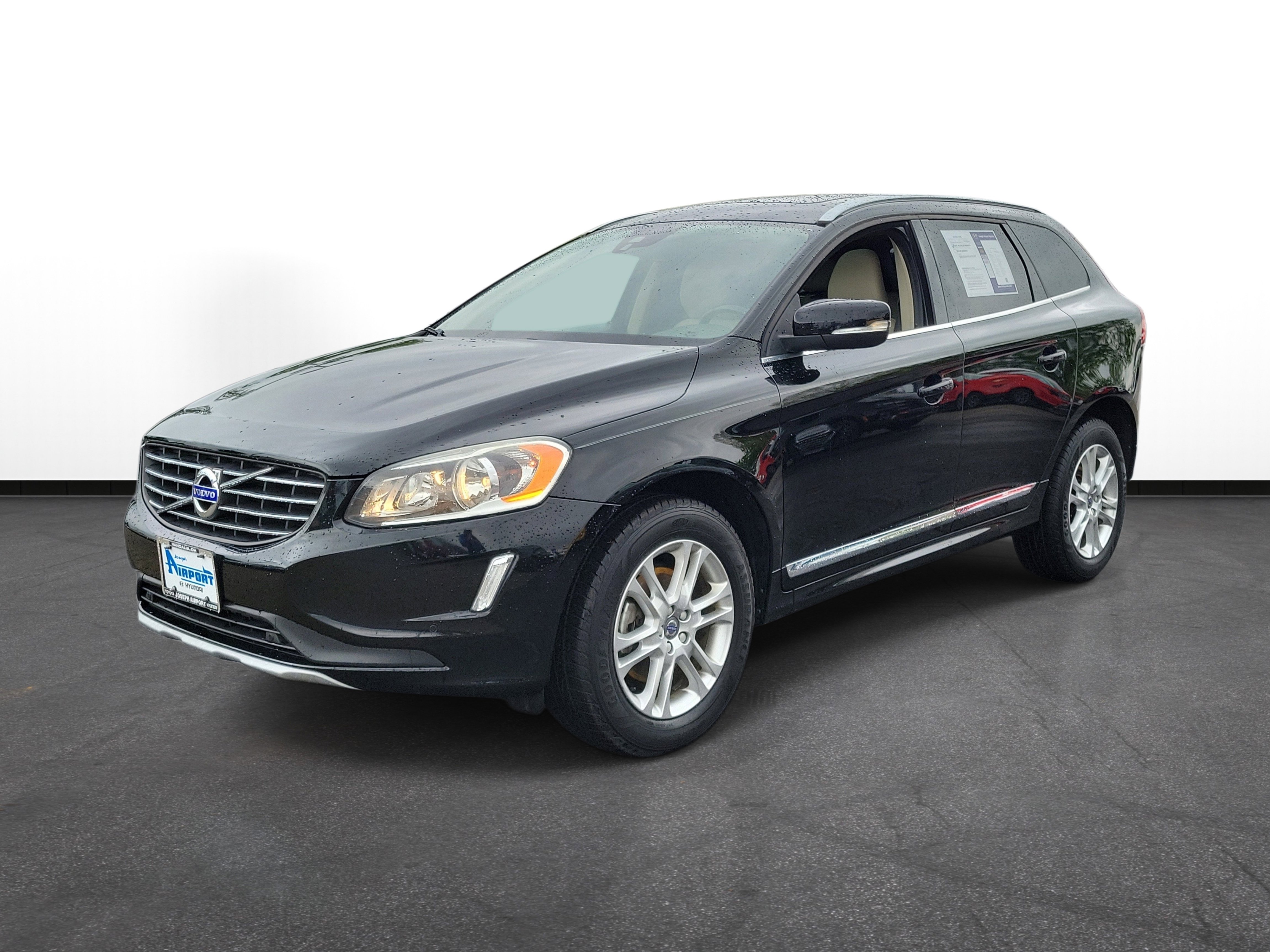 Used 2016 Volvo XC60 T5 Premier w/ Climate Package AWD/4WD image 2