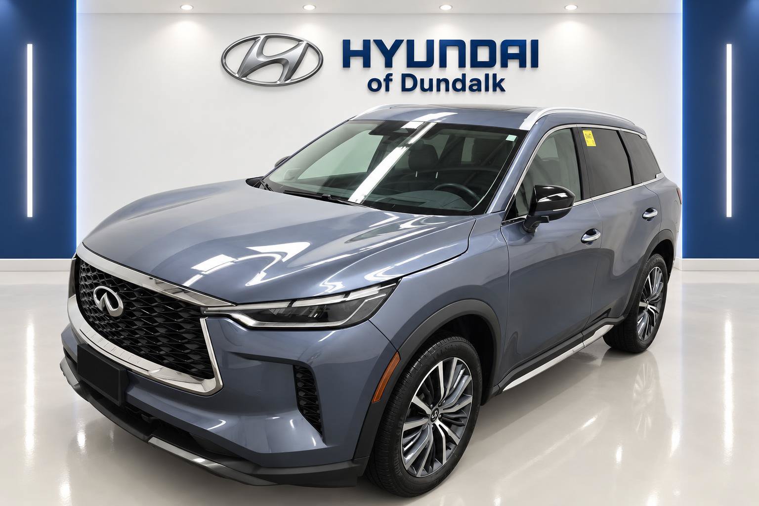 Used 2024 INFINITI QX60 Sensory AWD/4WD image 3