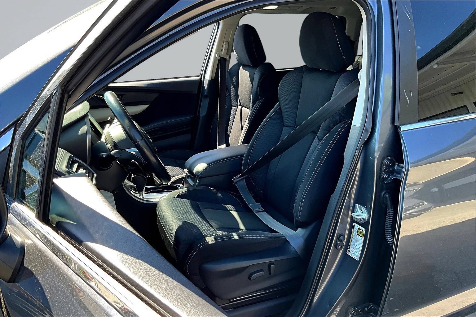 Used 2021 Subaru Ascent Premium w/ Convenience Package AWD/4WD image 23