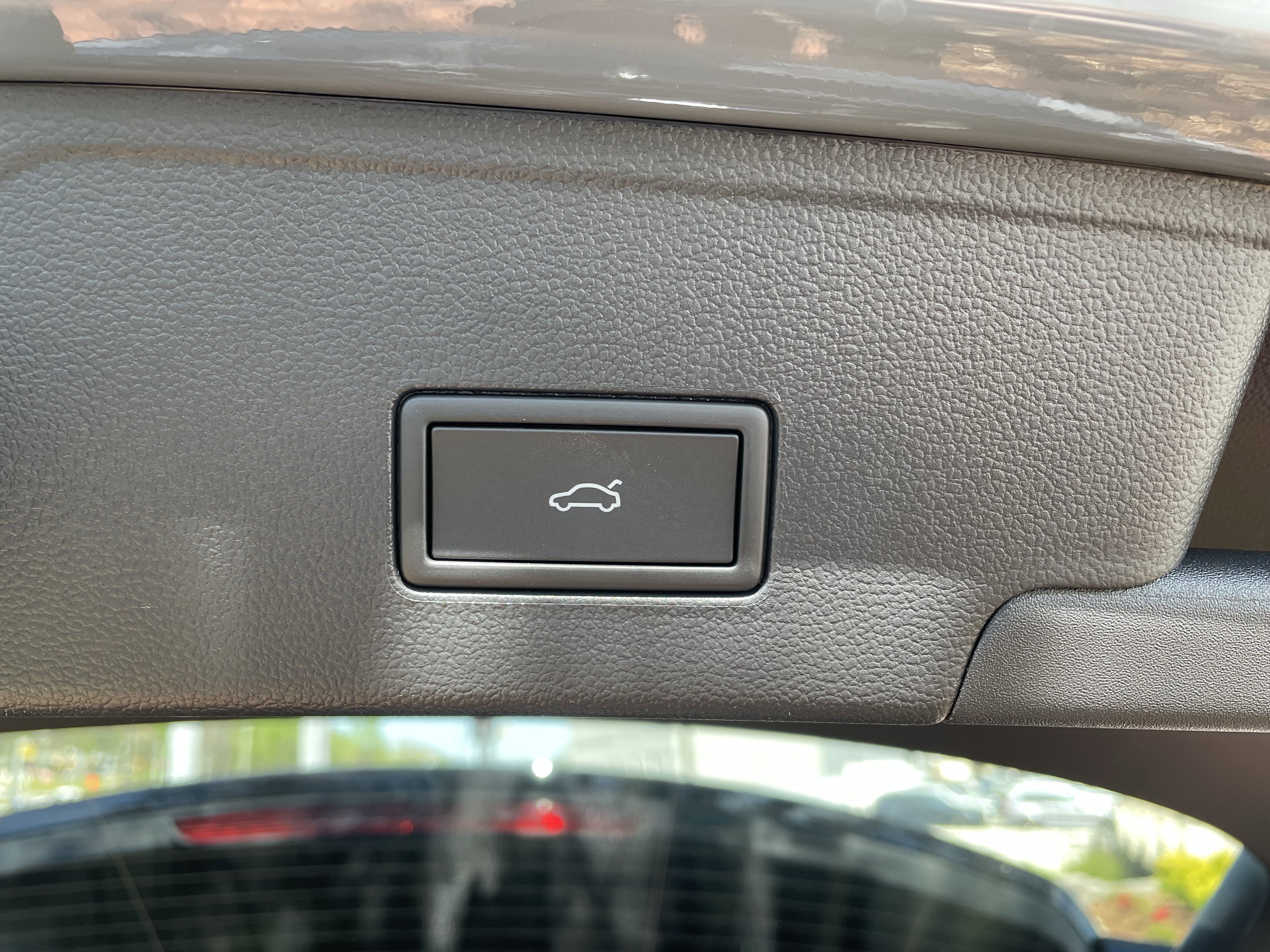 New 2026 Volkswagen Atlas Cross Sport SE image 10