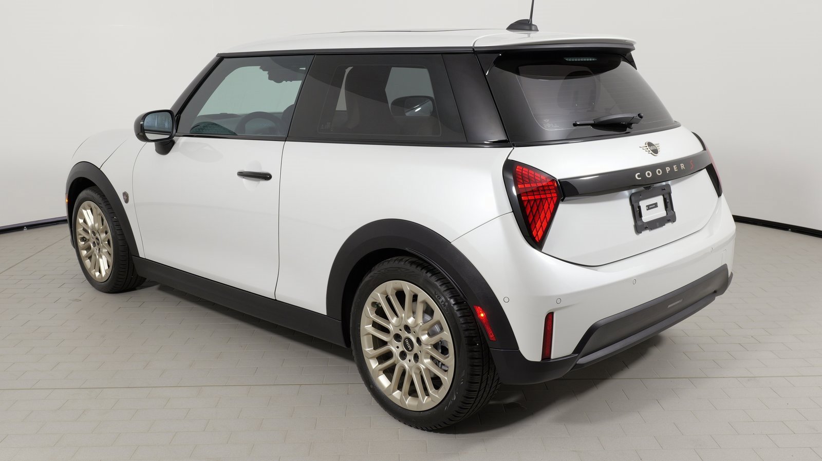 Used 2025 MINI Cooper S image 25