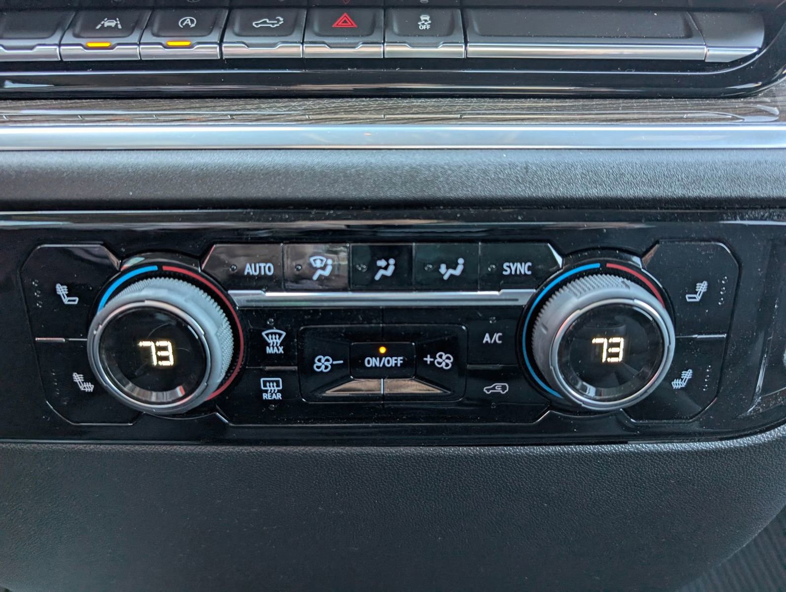 Used 2022 Chevrolet Silverado 1500 LT image 20