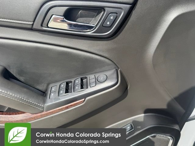 Used 2017 GMC Yukon SLT AWD/4WD image 22