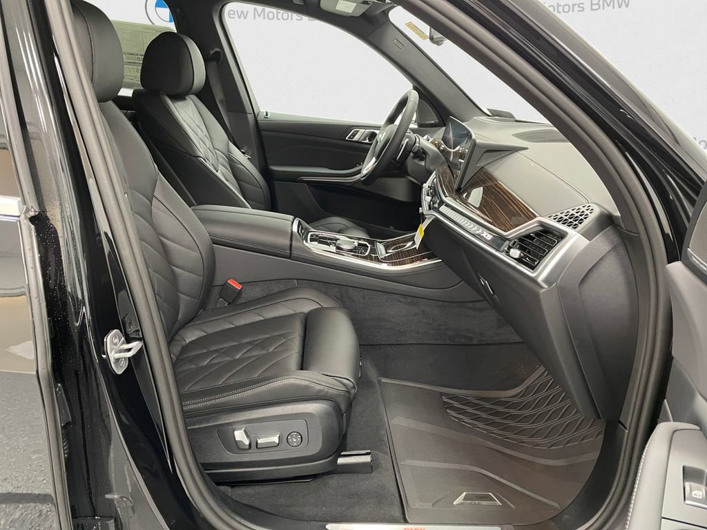 New 2026 BMW X5 xDrive40i AWD/4WD image 13