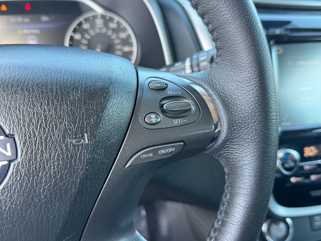 Used 2023 Nissan Murano SV image 18