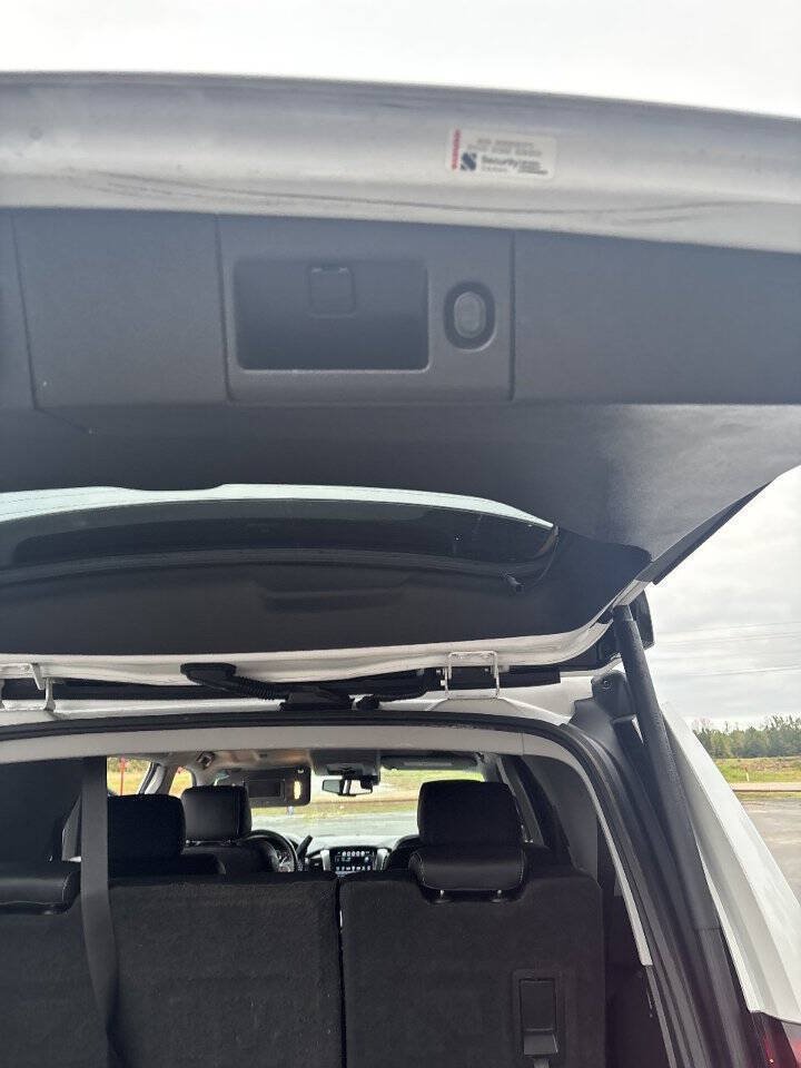Used 2018 Chevrolet Tahoe LT RWD image 25