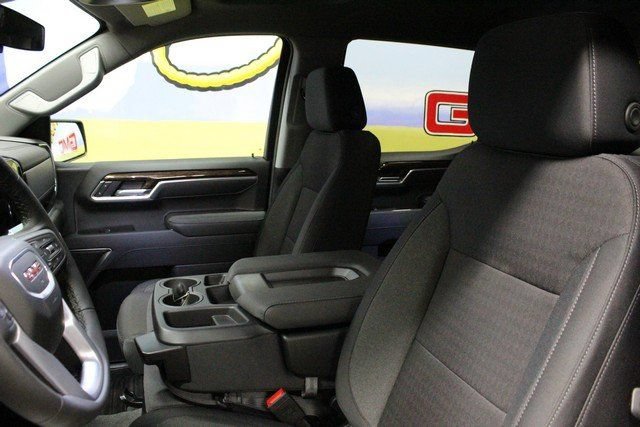 New 2026 GMC Sierra 1500 Elevation AWD/4WD image 18