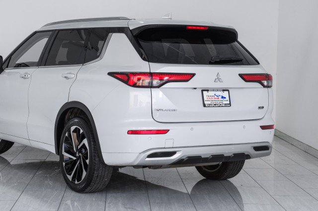 Used 2022 Mitsubishi Outlander SEL image 12