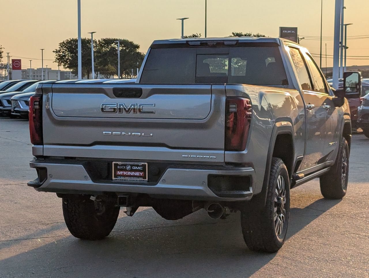 New 2026 GMC Sierra 2500 Denali Ultimate AWD/4WD image 4