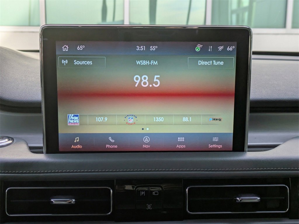 Used 2021 Lincoln Aviator Reserve w/ Equipment Group 201A image 19