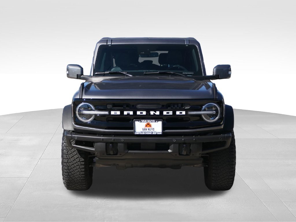Used 2022 Ford Bronco Outer Banks w/ Sasquatch Package AWD/4WD image 6