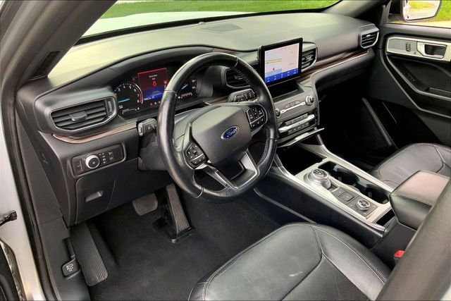 Used 2020 Ford Explorer Limited w/ Class III Trailer Tow Package image 14