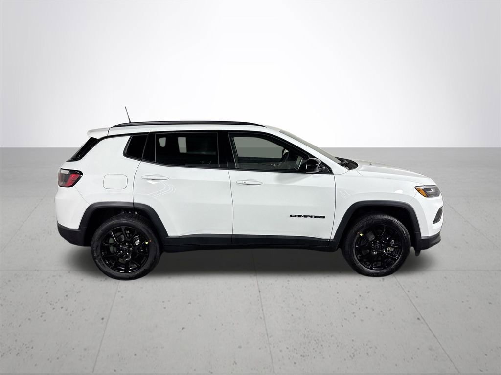 New 2026 Jeep Compass Latitude AWD/4WD image 5