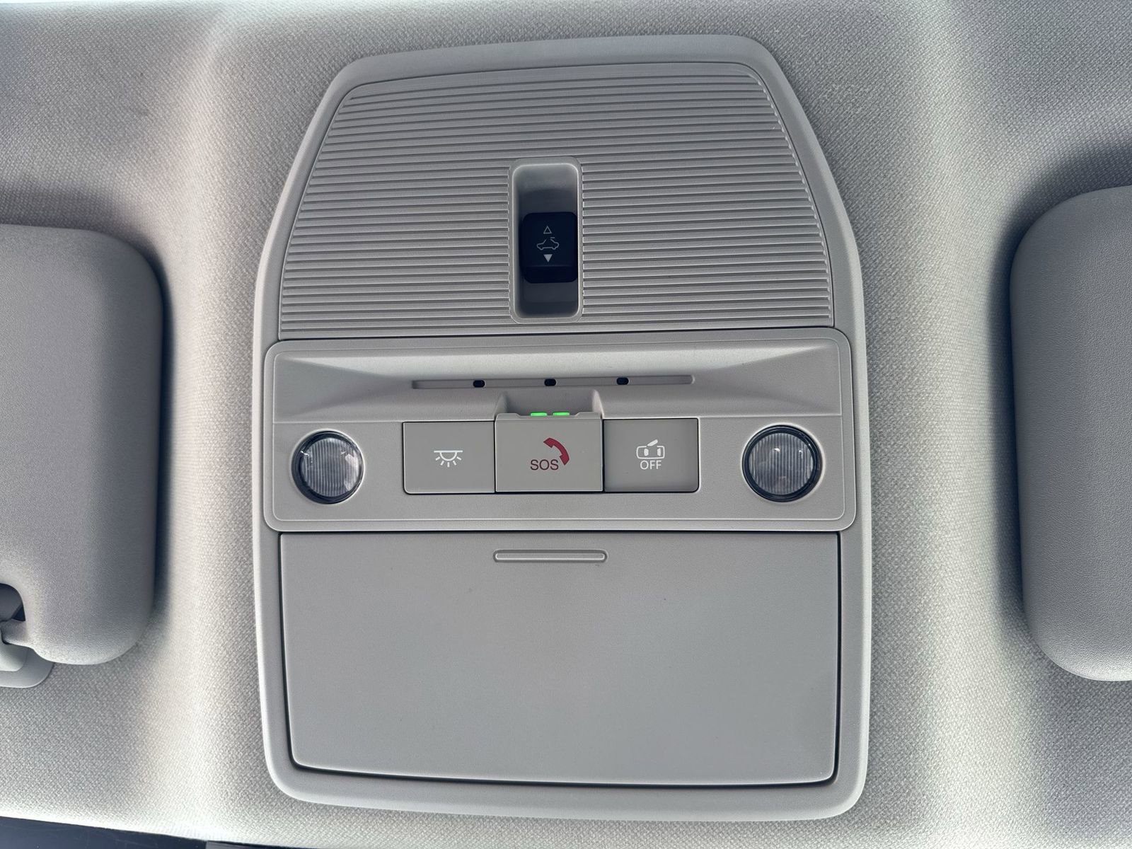 New 2026 Nissan Sentra SR w/ SR Premium Package FWD image 18