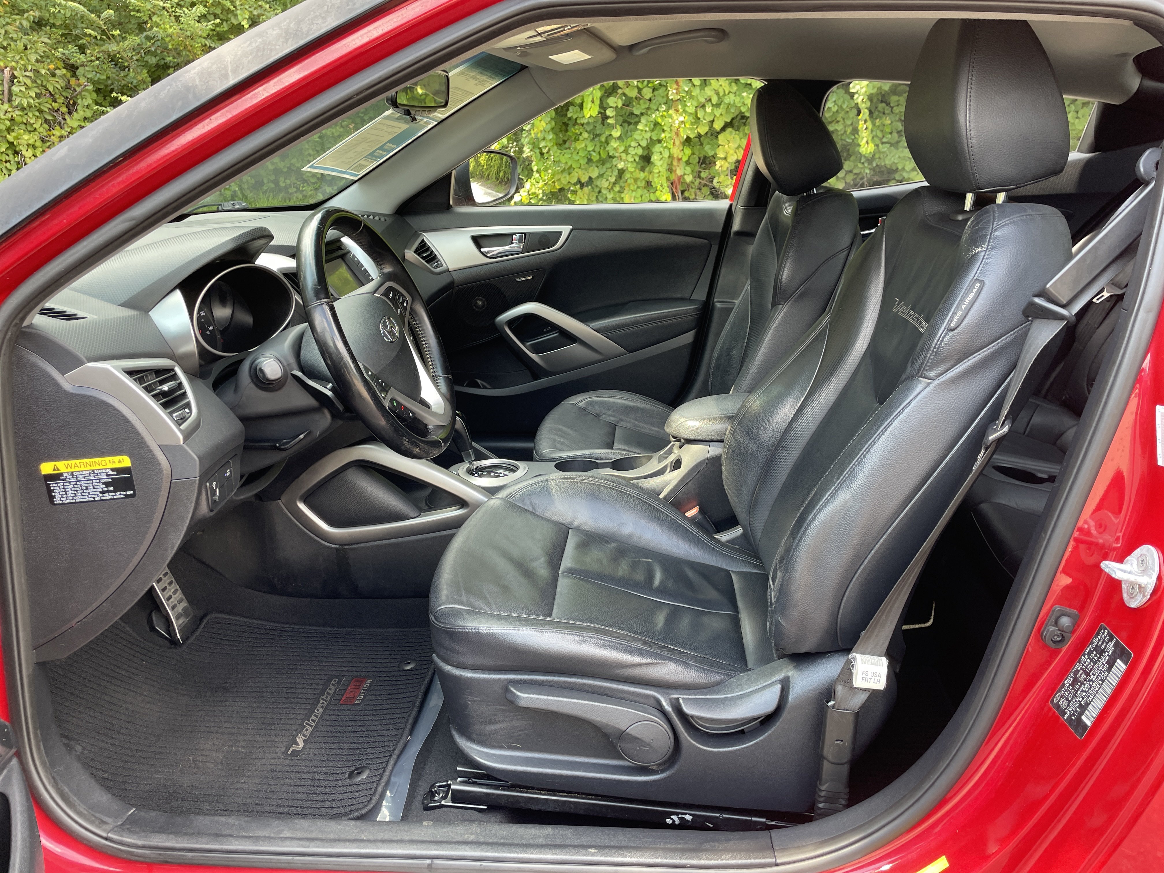 Used 2014 Hyundai Veloster RE:FLEX Edition FWD image 15