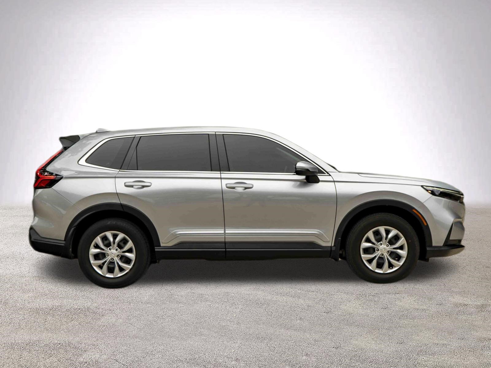Used 2023 Honda CR-V LX image 10