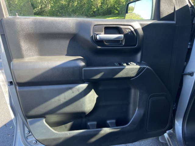Used 2020 Chevrolet Silverado 1500 Custom w/ Custom Value Package AWD/4WD image 21