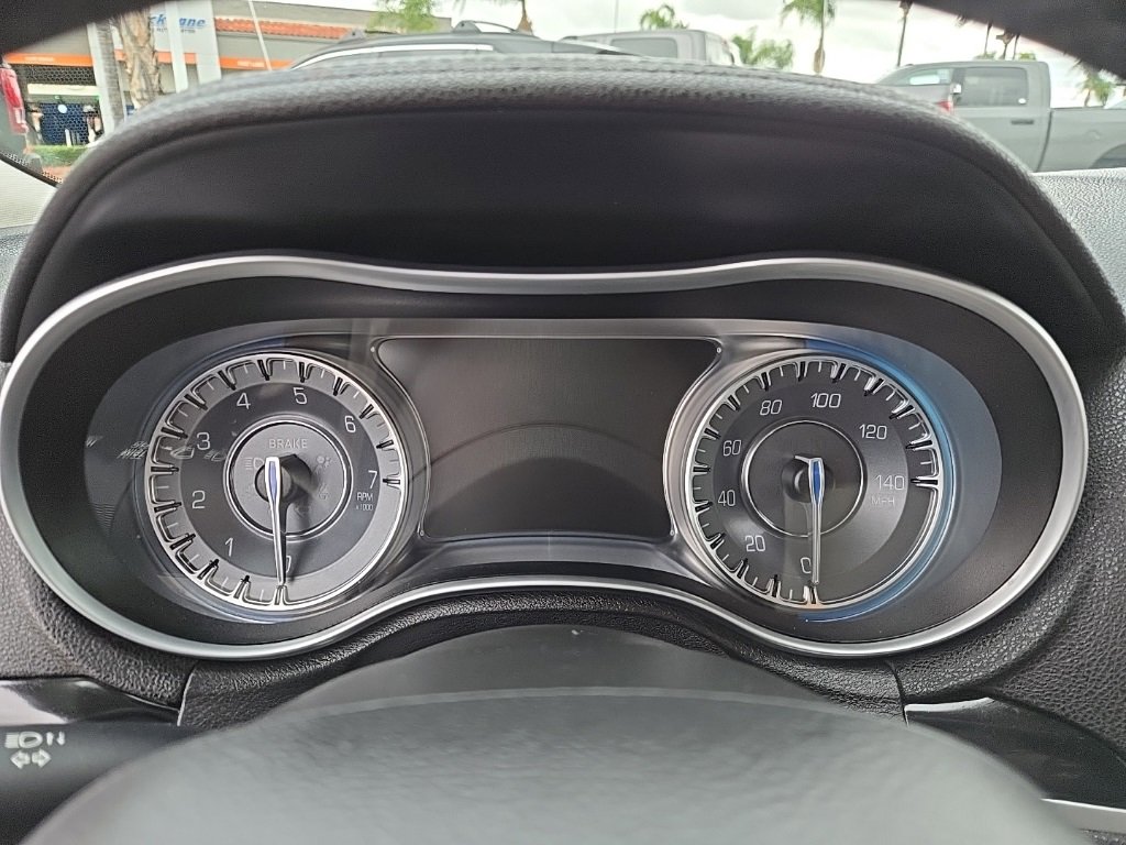 Certified 2023 Chrysler 300 Touring image 16