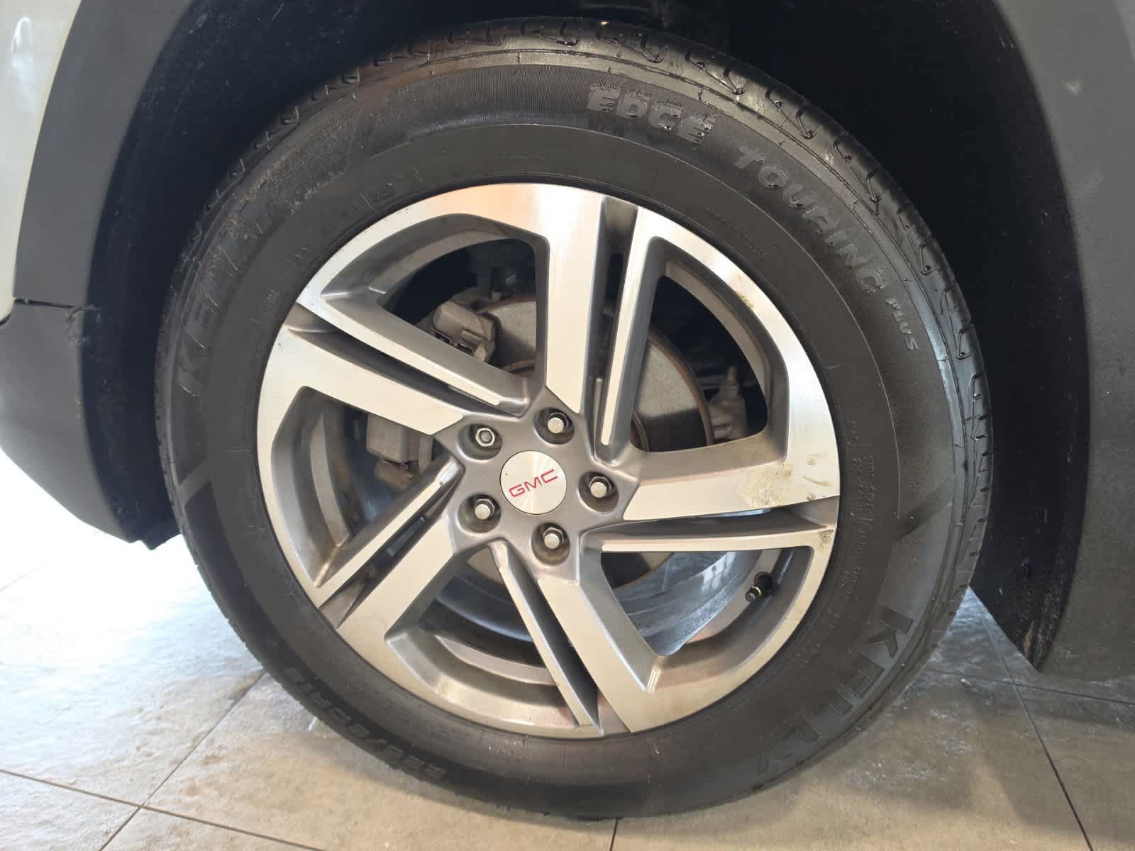 Used 2020 GMC Terrain SLT w/ Preferred Package AWD/4WD image 14