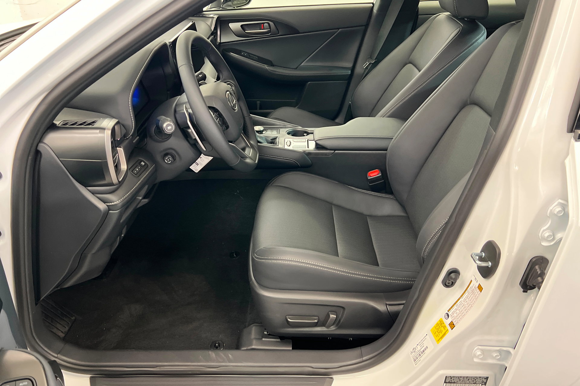 Used 2026 Lexus IS 350 F Sport RWD image 17