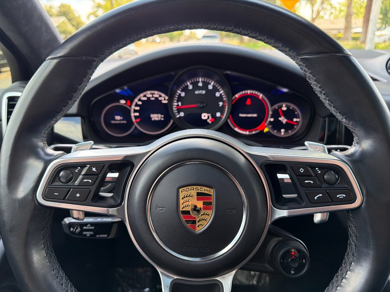 Used 2021 Porsche Cayenne GTS AWD/4WD image 22
