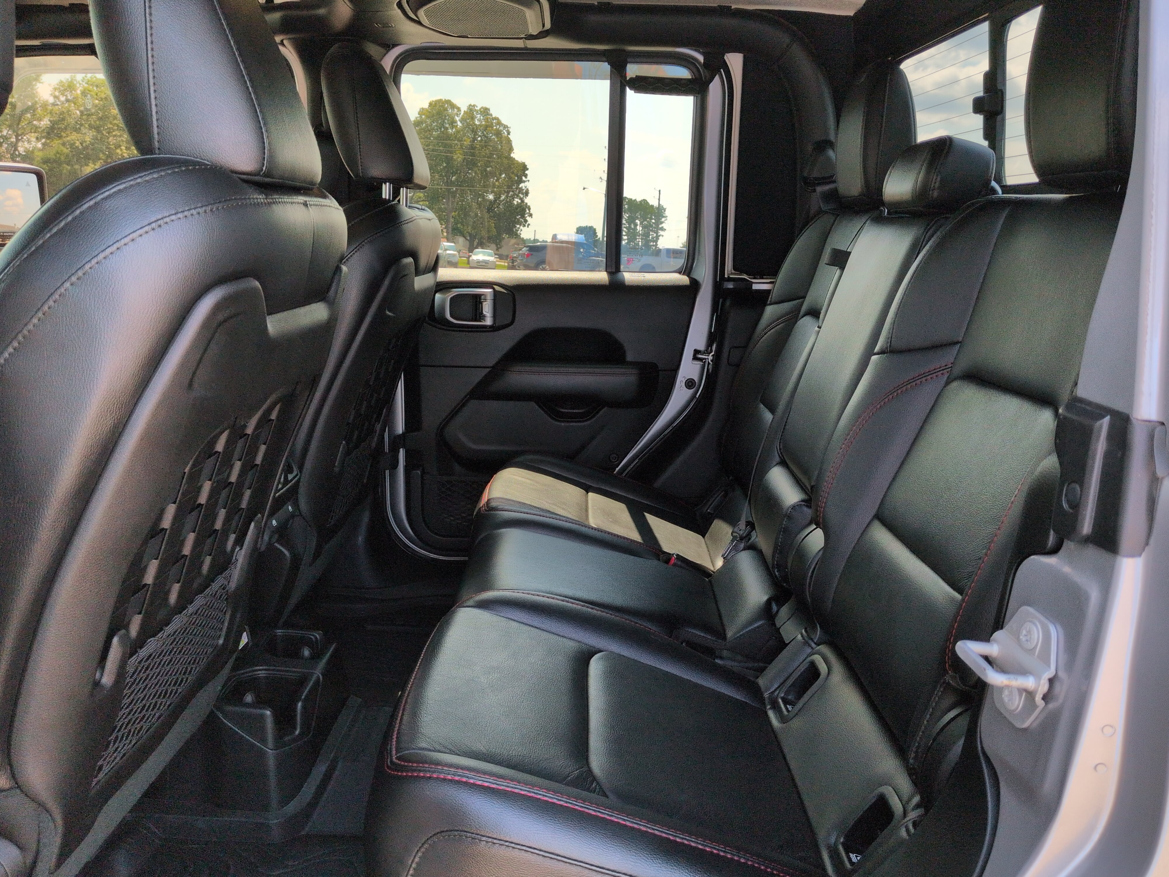 Used 2020 Jeep Gladiator Rubicon AWD/4WD image 12
