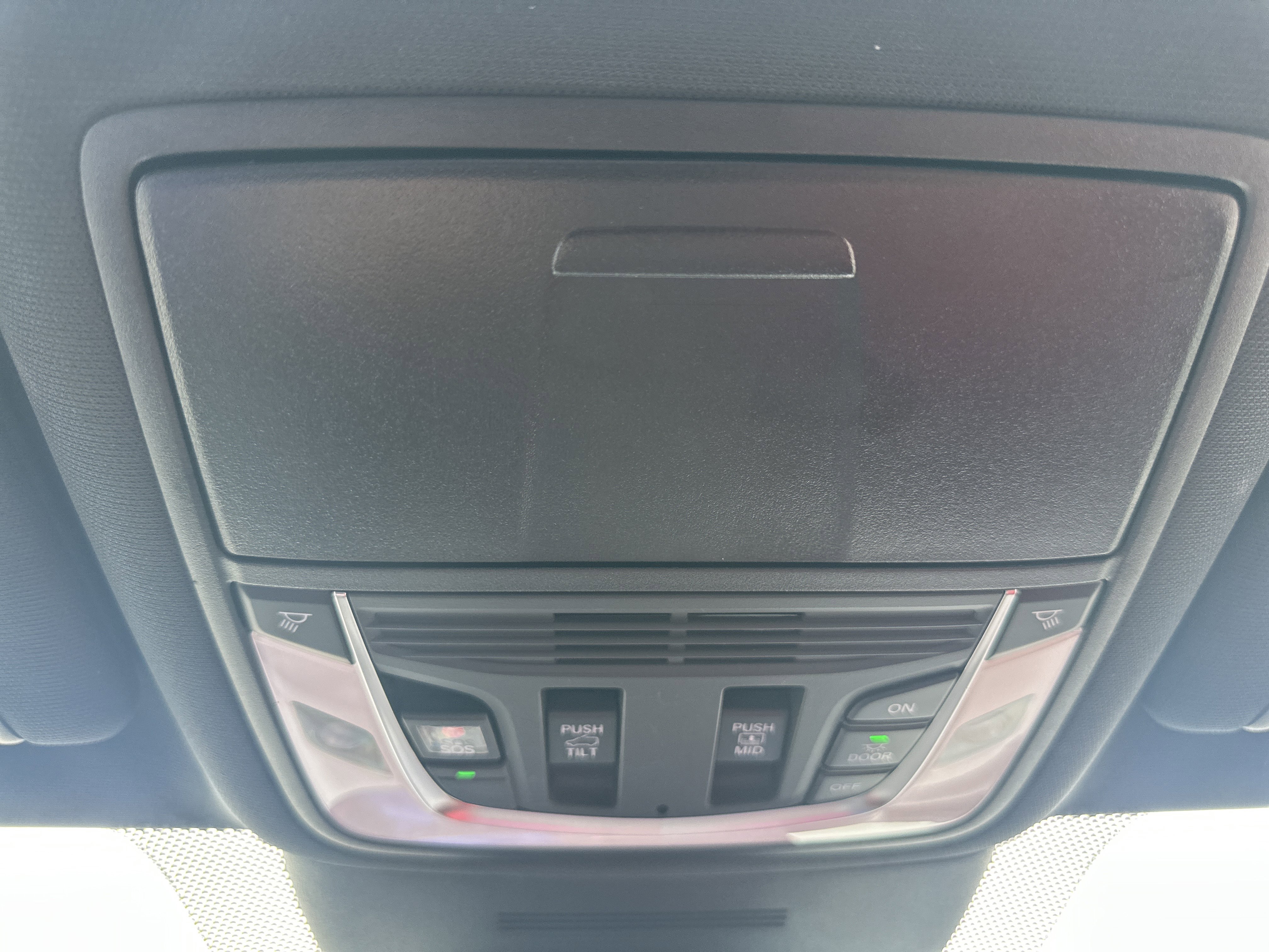 Used 2025 Acura MDX A-Spec image 30