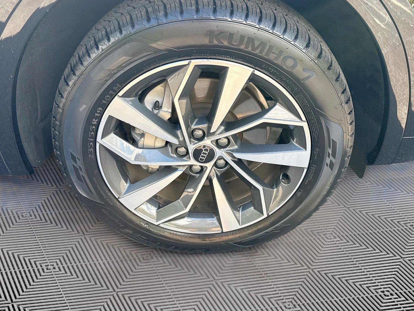 Certified 2024 Audi Q5 2.0T Premium Plus AWD/4WD image 32