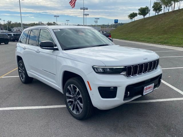 New 2025 Jeep Grand Cherokee Overland w/ Adv Protech Group III image 2