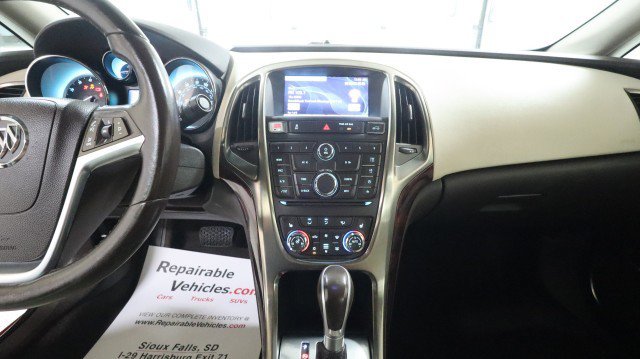 Used 2013 Buick Verano Leather FWD image 15