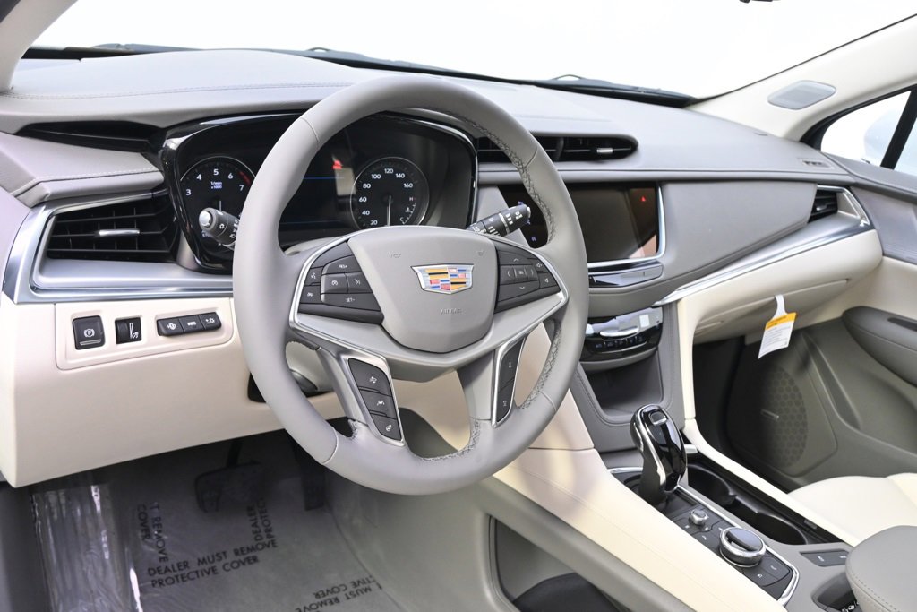 New 2025 Cadillac XT5 Premium Luxury w/ Technology Package image 11