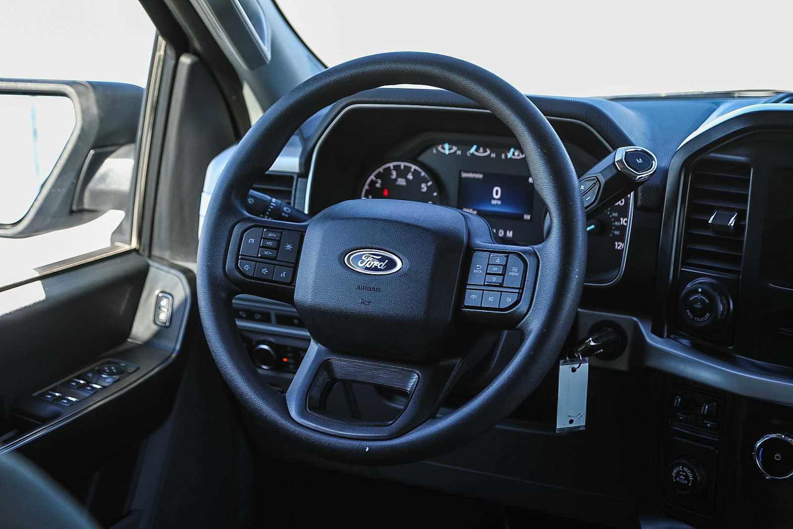 Used 2022 Ford F150 XL w/ Trailer Tow Package image 15