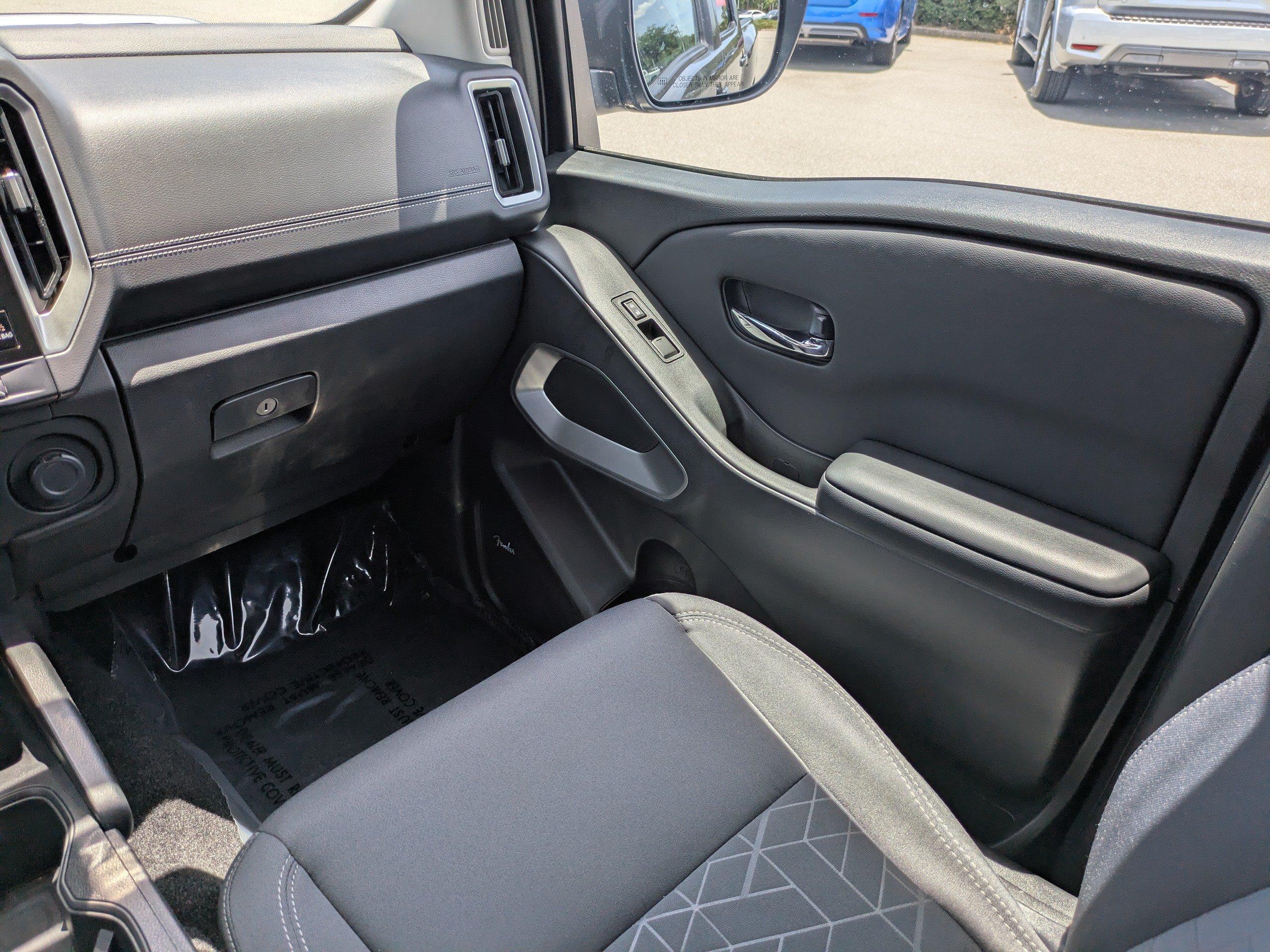 Certified 2025 Nissan Frontier SV w/ SV Convenience Package RWD image 18