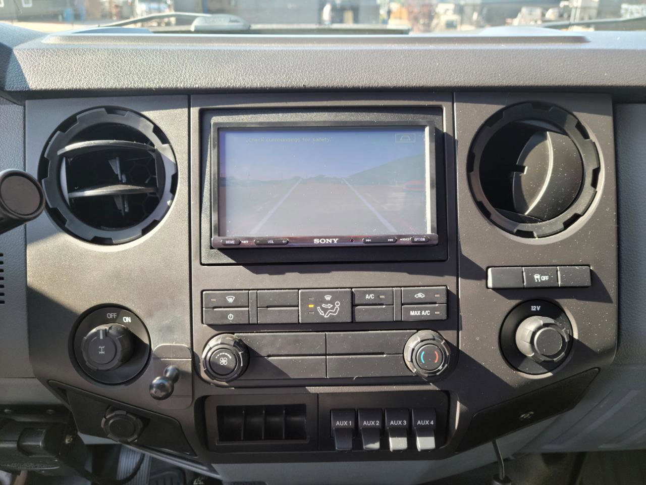 Used 2012 Ford F250 XL w/ Snow Plow Prep Pkg AWD/4WD image 11