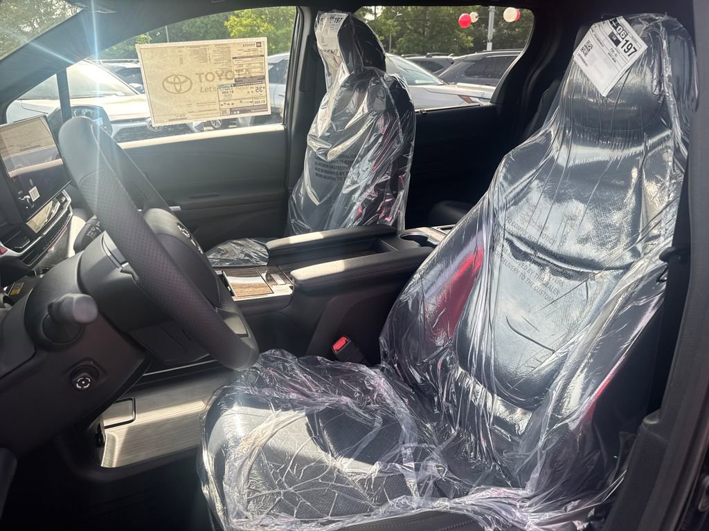 New 2026 Toyota Sienna Platinum AWD/4WD image 17