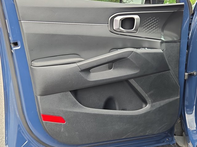 Used 2025 Kia Sorento EX w/ Panoramic Sunroof Package FWD image 21